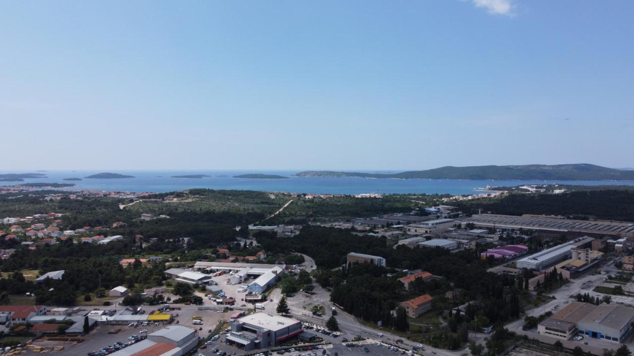 Hotel Apartman Palme à Šibenik Extérieur photo