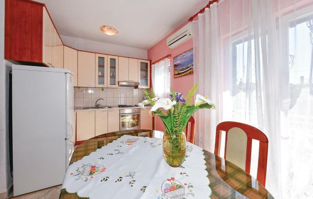 Hotel Apartman Palme à Šibenik Extérieur photo