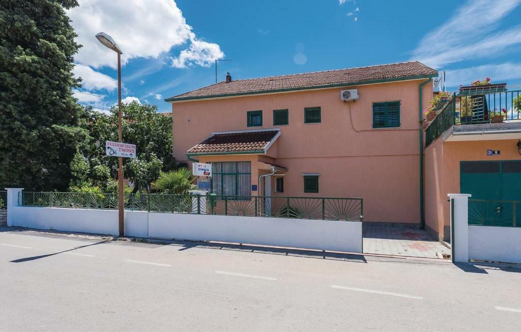 Hotel Apartman Palme à Šibenik Extérieur photo