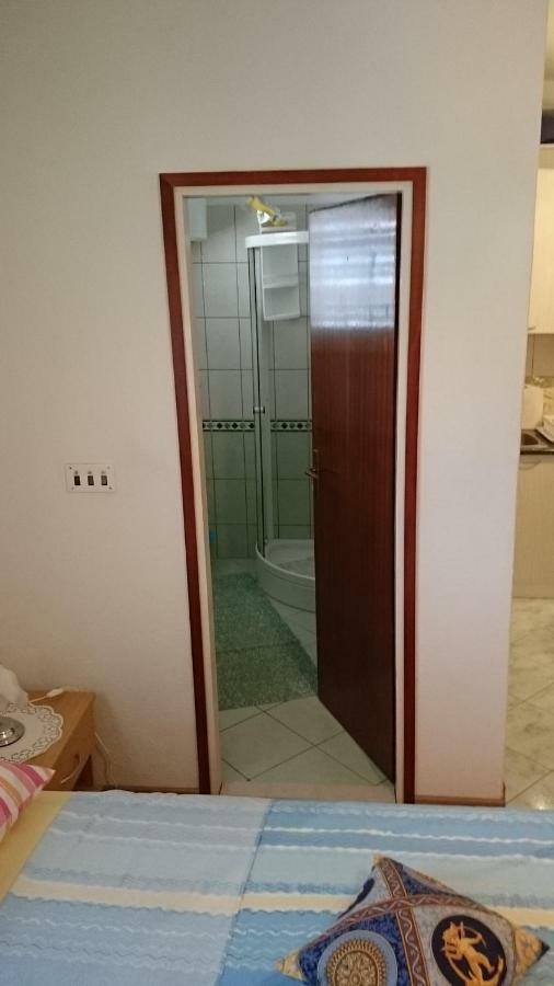 Hotel Apartman Palme à Šibenik Extérieur photo