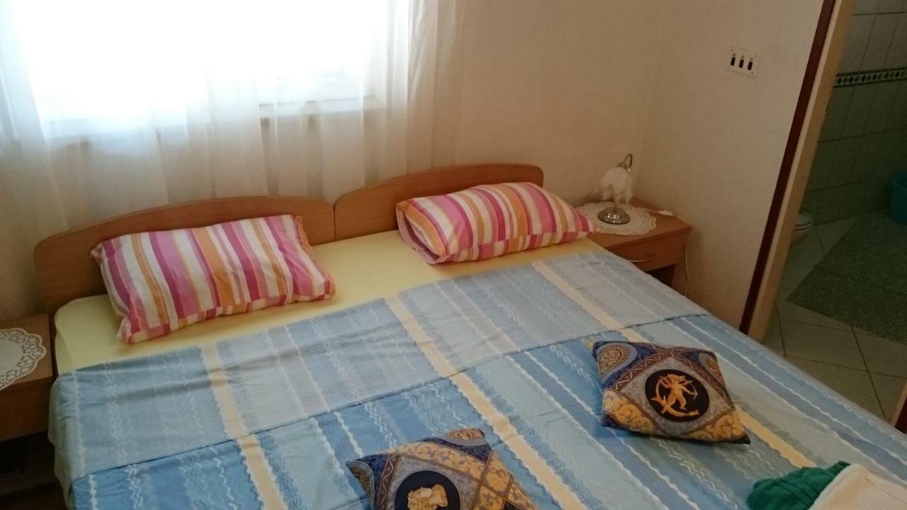Hotel Apartman Palme à Šibenik Extérieur photo
