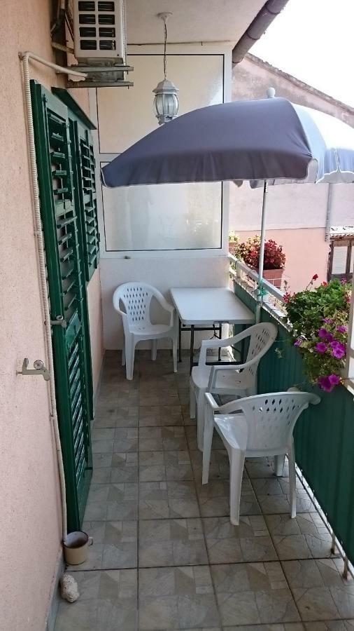 Hotel Apartman Palme à Šibenik Extérieur photo